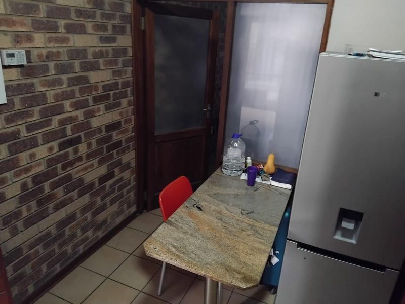 To Let 1 Bedroom Property for Rent in Dassie Rand North West